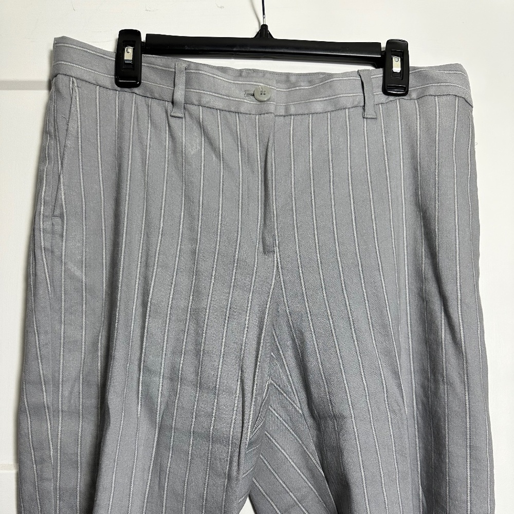 J.Jill linen women's cropped pants. Gray/blue with stripes.